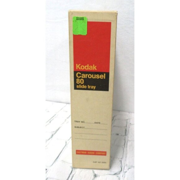 Kodak Carousel Slide Tray with Box and 80 Family & Vacation Slides Vintage 1950s - Picture 5 of 6